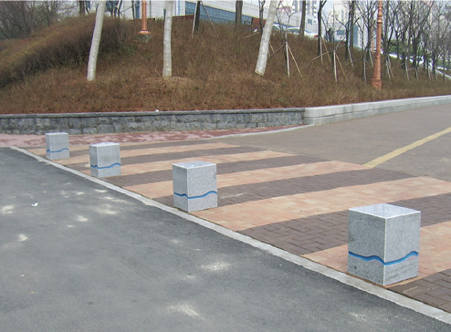 YI-818.jpg